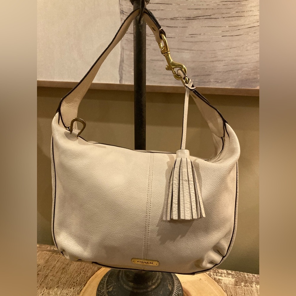 Coach Avery Hobo Shoulder ‎ Leather Bag In Bone(ivory Off White) F23960 Mint